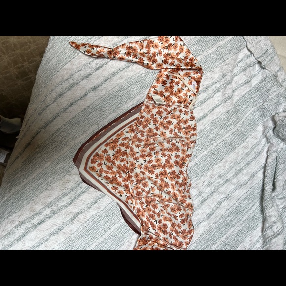 Silk tie top - Picture 2 of 3